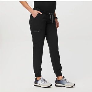 Figs Zamora maternity scrubs